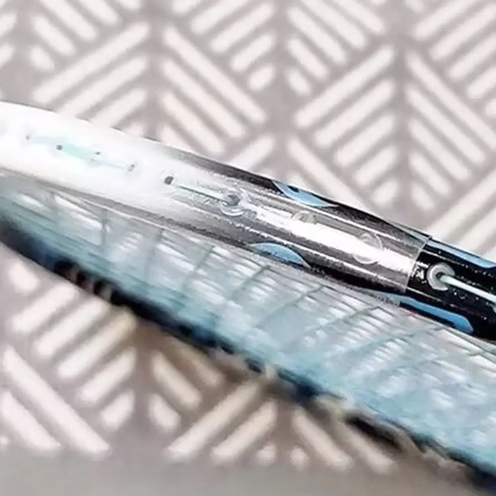 Transparent badminton racket e - مراجعة Badminton Background وسعره